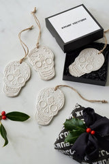 4pcs Luxury Stoneware Cream Skull Tree Ornament Decoration in Gift Box - Seasonal & Holiday Decorations - British D'sire