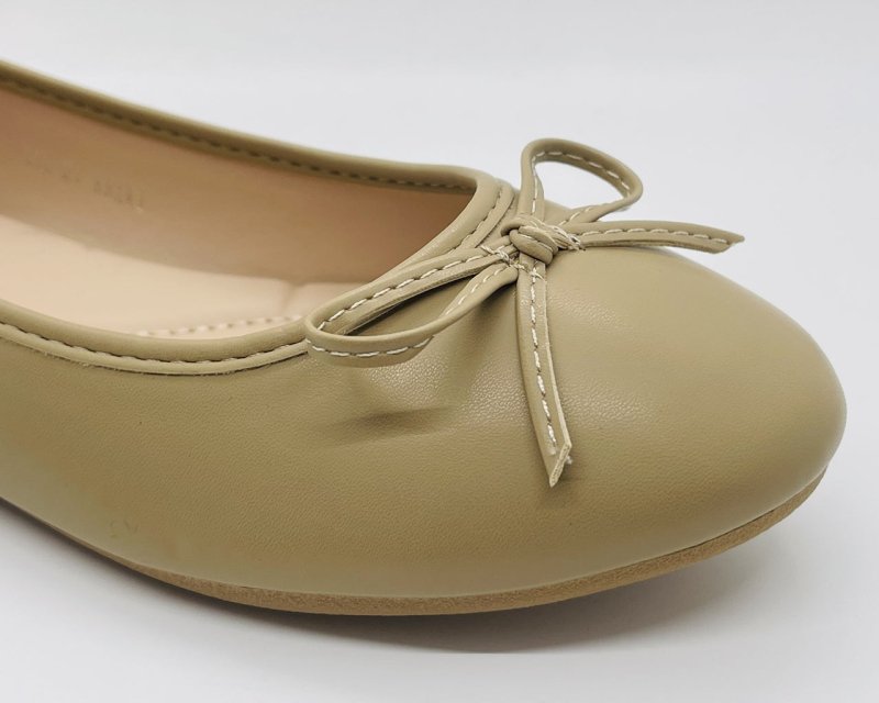 Ballerina Slip On Flat Bow Shoes - Shoes - British D'sire