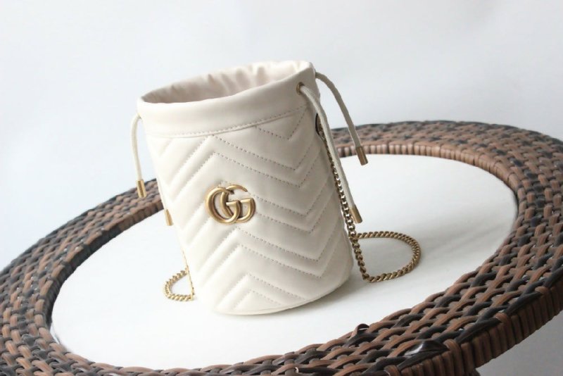 Gucci women's bags, crossbody bags, bucket bags，Gucci Marmont camera bag - British D'sire