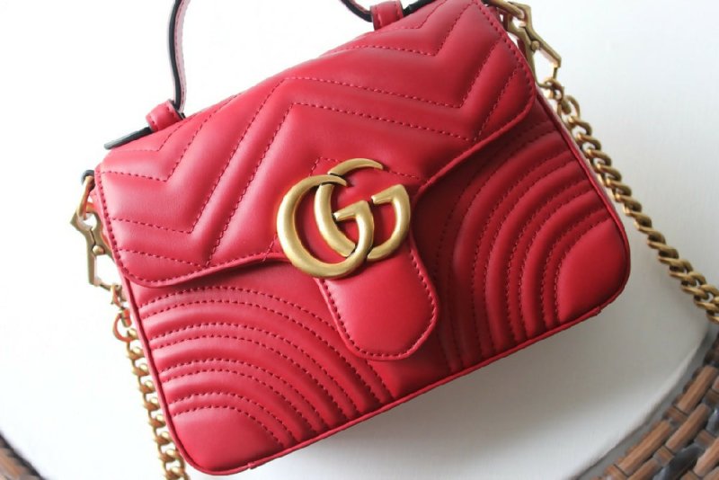 Gucci women's bags, crossbody bags, bucket bags，Gucci Marmont camera bag - British D'sire