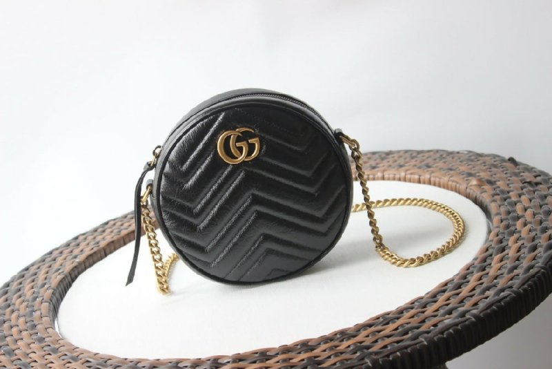 Gucci women's bags, crossbody bags, bucket bags，Gucci Marmont camera bag - British D'sire