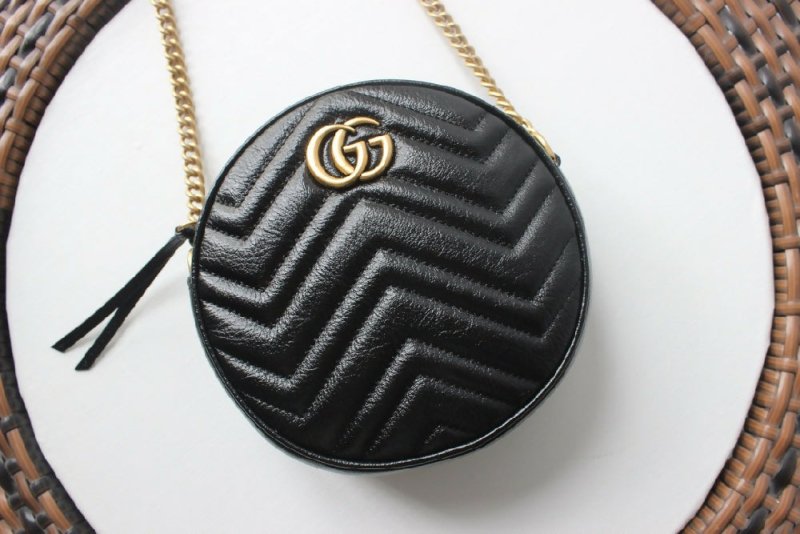 Gucci women's bags, crossbody bags, bucket bags，Gucci Marmont camera bag - British D'sire