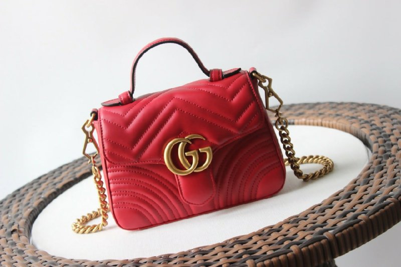 Gucci women's bags, crossbody bags, bucket bags，Gucci Marmont camera bag - British D'sire