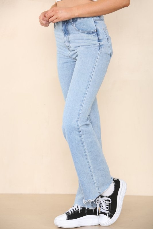 Light Wash Denim Jeans - Jeans - British D'sire