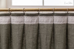 Linen curtain with pleating tape and crown in Safari green - Pleating tape - British D'sire