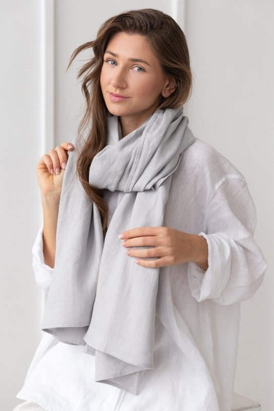 Linen scarf in Light Grey - Scarf - British D'sire