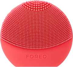 FOREO LUNA play plus 2 - Facial Cleansing Brush - 1-min Deep Facial Cleanser - Travel Accessories - Silicone Face Massager - Holiday Essentials - Ultra-hygienic - All Skin Types - Peach Of Cake!