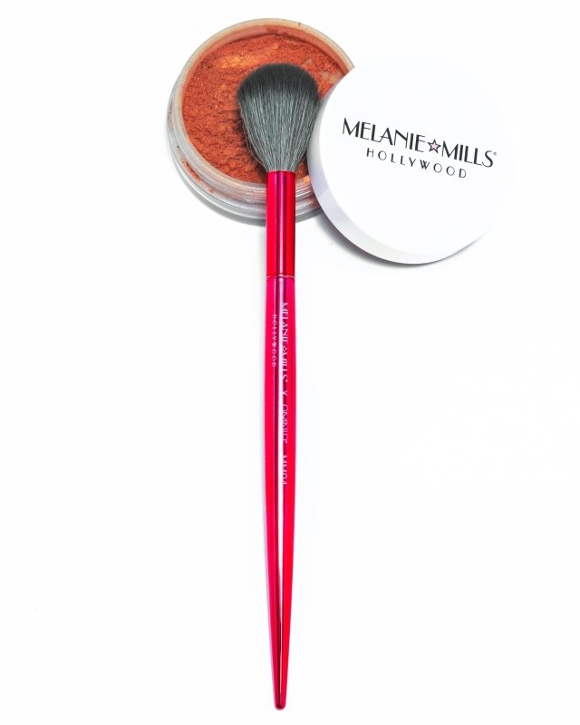 Melanie Mills Hollywood Diffuser Brush MM04 X Omnia® - Makeup Brush - British D'sire