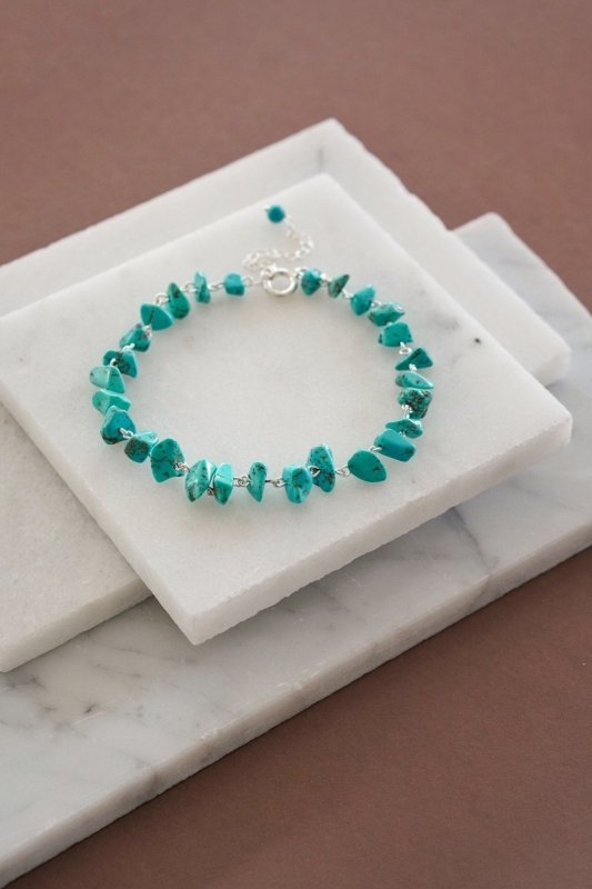 Mens Raw Turquoise Crystal Chip Bracelet - Bracelets - British D'sire