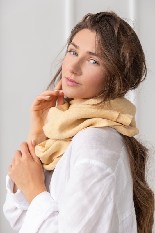 Reddish brown linen scarf - Scarf - British D'sire