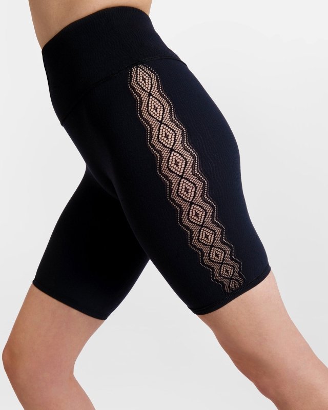 The Charmer | Anti Chafing Shorts - Leggings - British D'sire