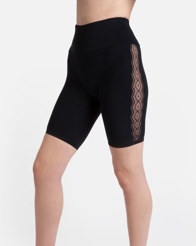 The Charmer | Anti Chafing Shorts - Leggings - British D'sire