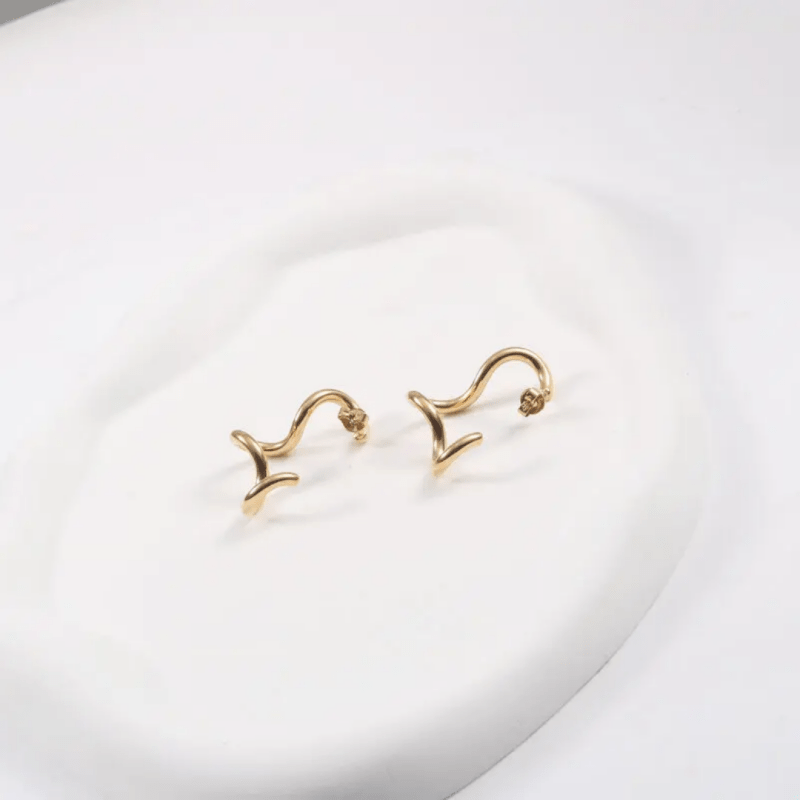 Trendy Earrings 18K gold plated twist stud earrings stainless steel Non tarnish jewelry wholesale - Stud Earrings - British D'sire