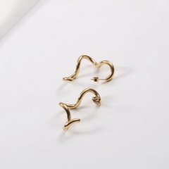 Trendy Earrings 18K gold plated twist stud earrings stainless steel Non tarnish jewelry wholesale - Stud Earrings - British D'sire