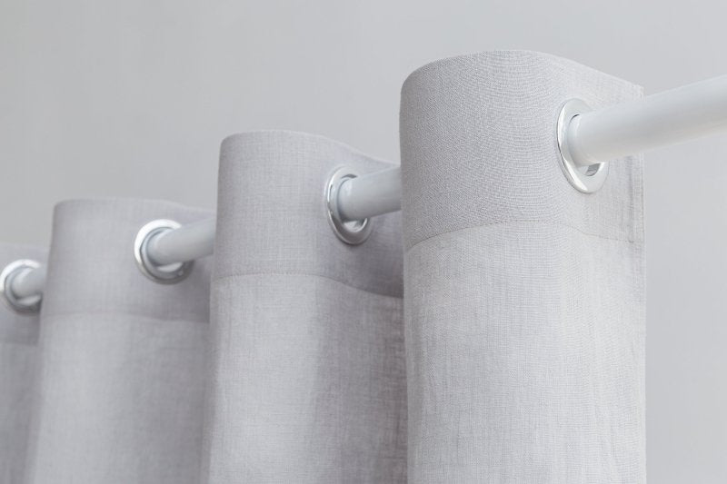 White linen curtain with grommets - Grommets - British D'sire