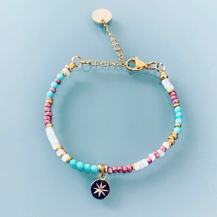 Clover North Star and Pearl Bracelet | Women's Curb Bracelet with Magical Natural Stones and 24k Gold-Plated Heishi Pearls Golden Bracelet - Bracelet - British D'sire