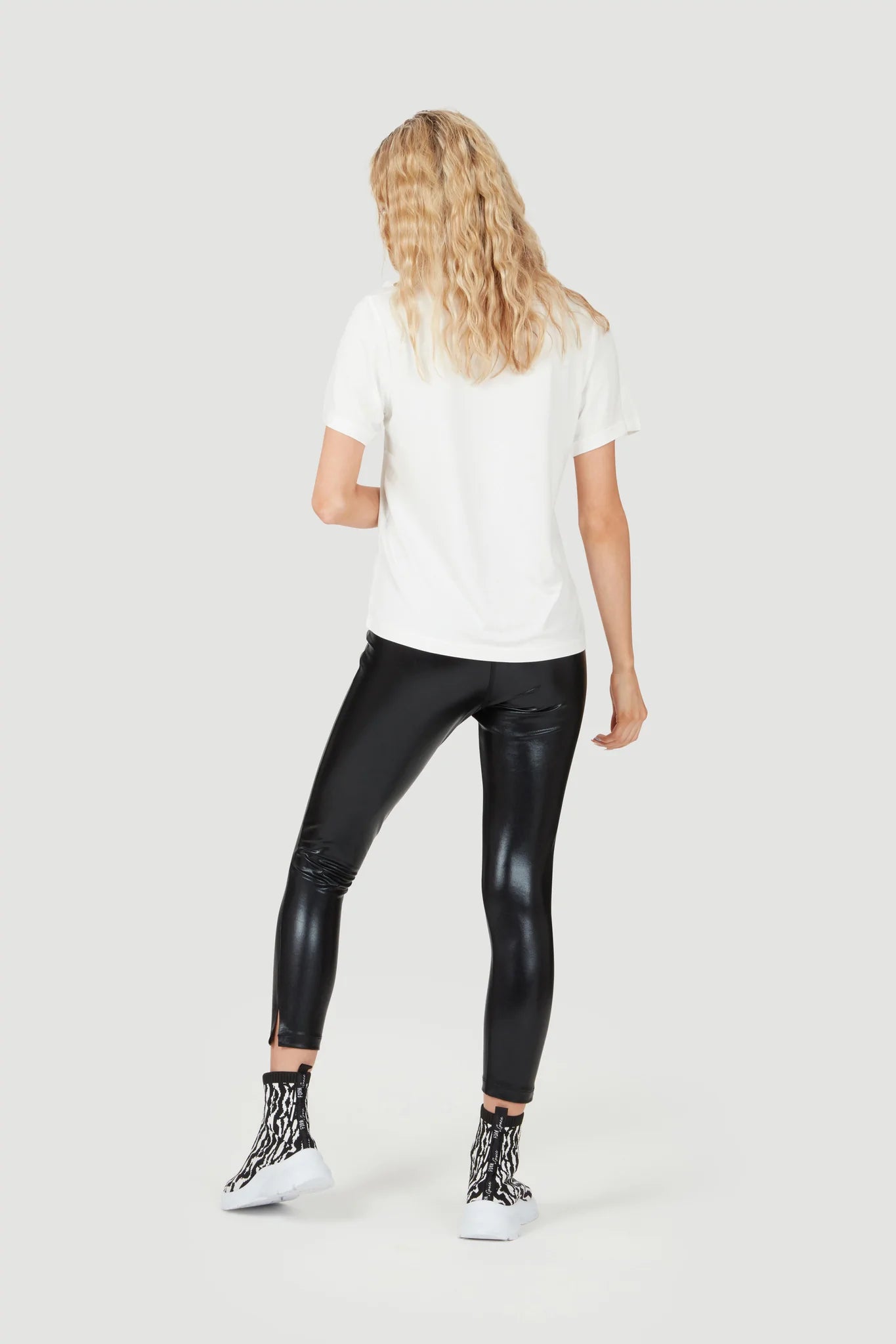 Form & Grace High Shine Leggings - Gym Leggings - British D'sire