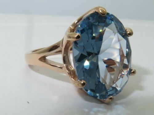 Jewellery Kingdom Blue Topaz Oval Solitaire Steel Ring (Rose Gold& Blue) - Rings - British D'sire