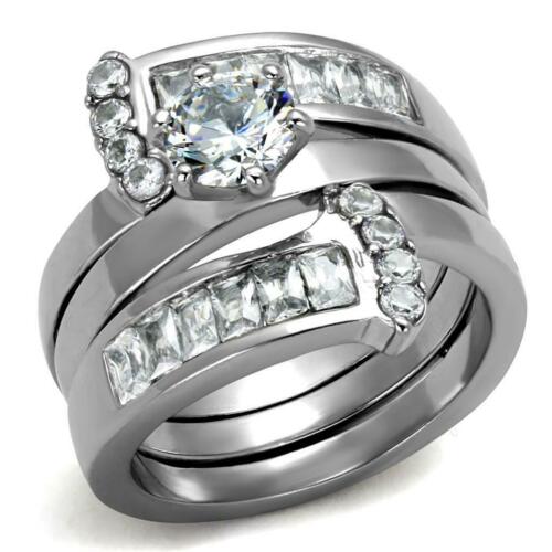 Jewellery Kingdom Emerald Simulated Diamond Guard Stainless Steel Engagement Ring Set (Silver) - Jewelry Rings - British D'sire