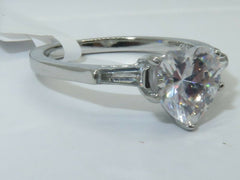 Jewellery Kingdom Ladies Heart Baguettes Engagement 2 Carat Stainless Steel Ring (Silver) - Jewelry Rings - British D'sire