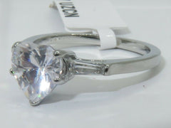 Jewellery Kingdom Ladies Heart Baguettes Engagement 2 Carat Stainless Steel Ring (Silver) - Jewelry Rings - British D'sire